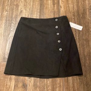 NWT Lizard Thicket Black Button Skirt Faux Suede